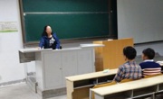 数学科学学院召开关于老员工补助政策的主题班会