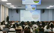 浙江师范大学张维忠教授应邀到伟德BETVLCTOR1946作学术报告